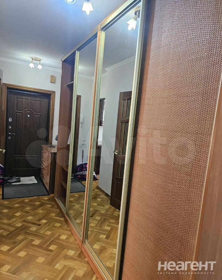 Сдается Многокомнатная квартира, 67 м²