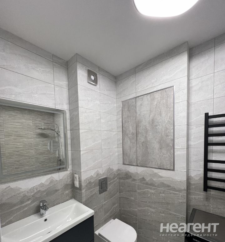 Продается 1-комнатная квартира, 41 м²