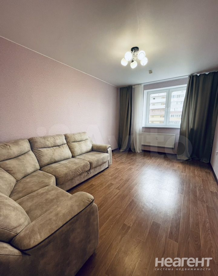 Сдается 2-х комнатная квартира, 71 м²