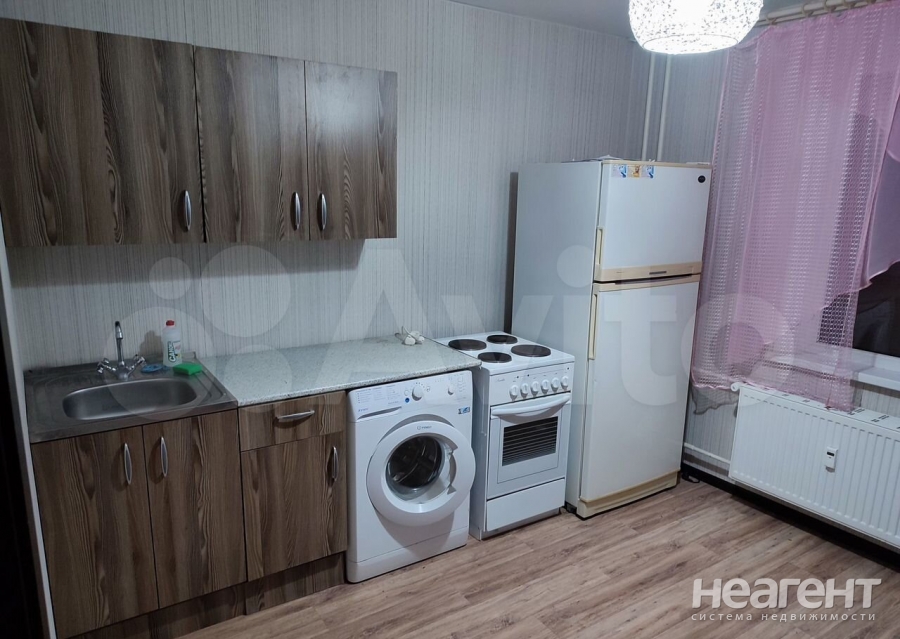 Сдается 1-комнатная квартира, 36 м²