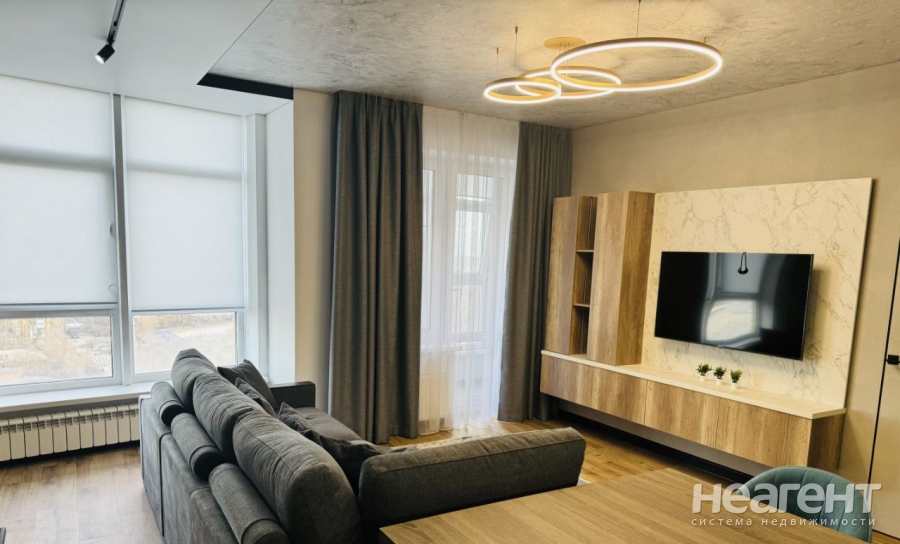 Сдается 2-х комнатная квартира, 60 м²