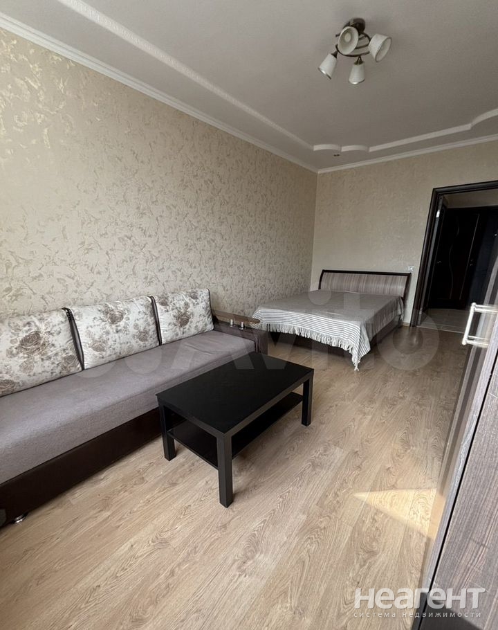 Сдается 1-комнатная квартира, 44 м²