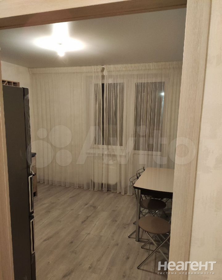 Сдается 1-комнатная квартира, 40,1 м²