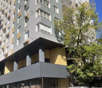 Продается Многокомнатная квартира, 120 м²