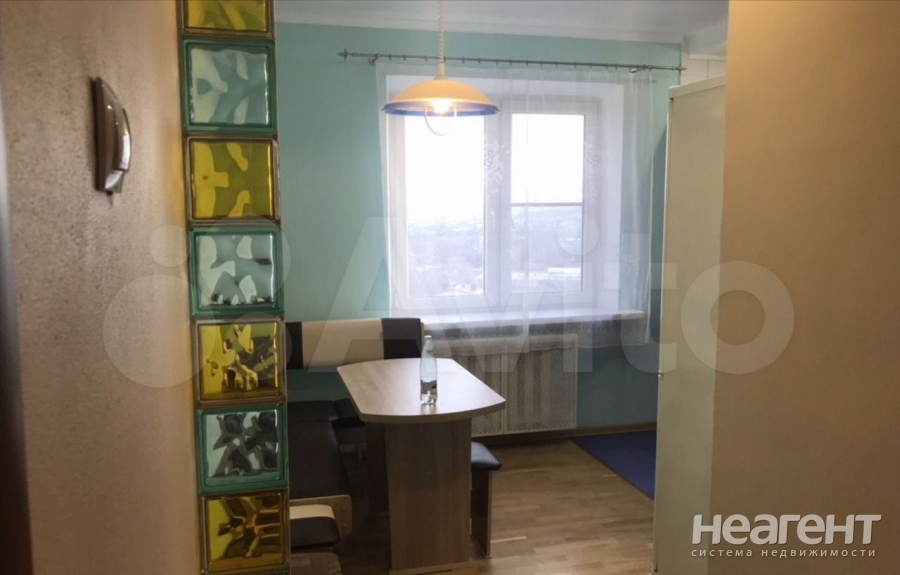 Продается 1-комнатная квартира, 37,2 м²