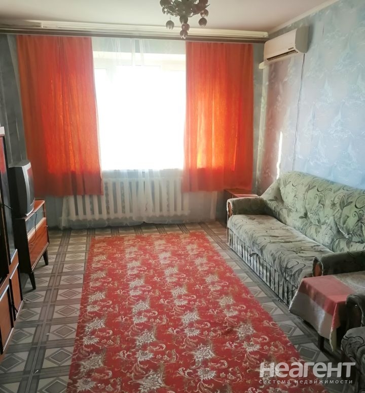 Сдается Многокомнатная квартира, 64 м²