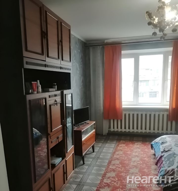 Сдается Многокомнатная квартира, 64 м²