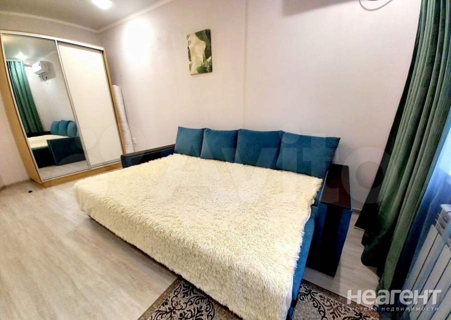 Сдается 1-комнатная квартира, 38 м²