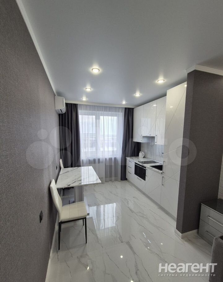 Сдается 1-комнатная квартира, 30 м²