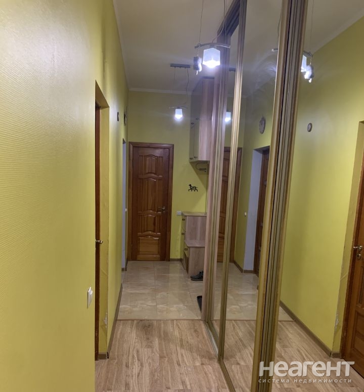 Сдается Многокомнатная квартира, 71 м²