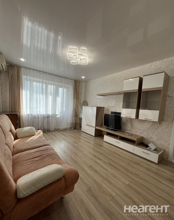 Сдается 1-комнатная квартира, 37 м²