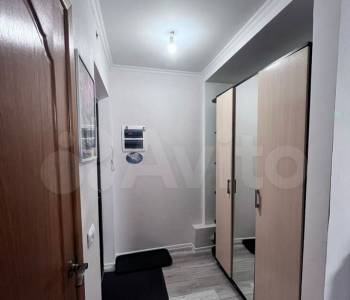 Продается 1-комнатная квартира, 41 м²