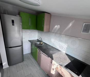 Продается 1-комнатная квартира, 41 м²