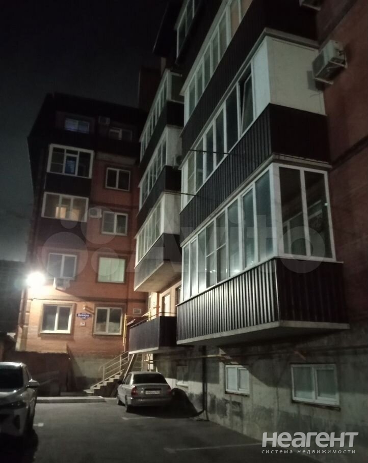 Продается 1-комнатная квартира, 45 м²