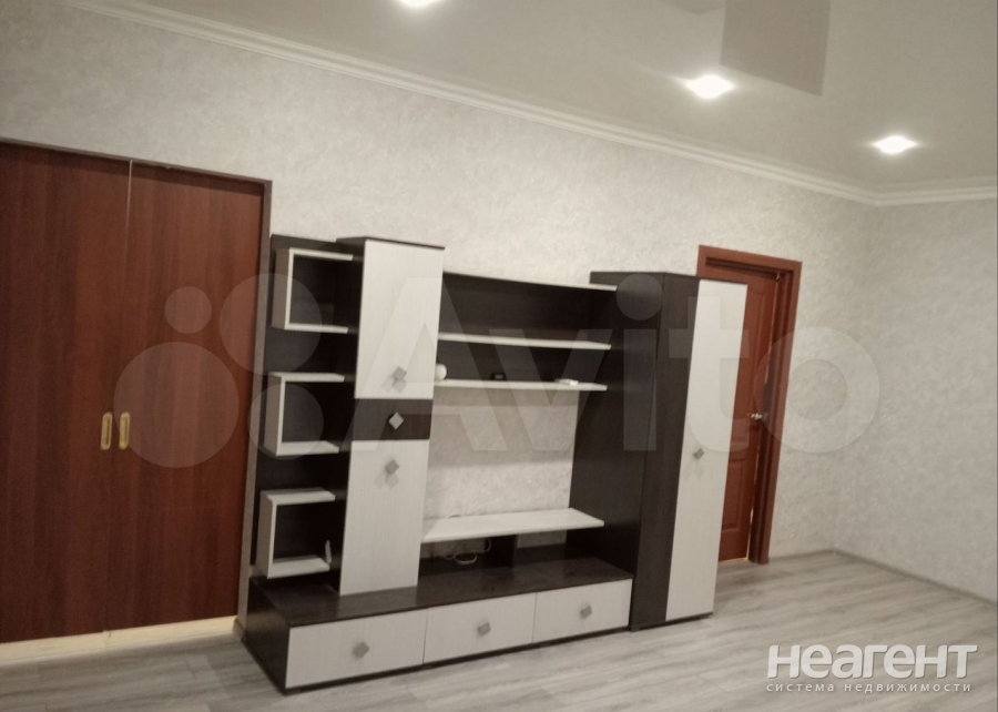 Продается 1-комнатная квартира, 45 м²