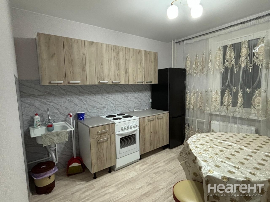 Сдается 1-комнатная квартира, 36 м²