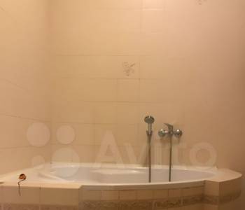 Продается 2-х комнатная квартира, 75 м²