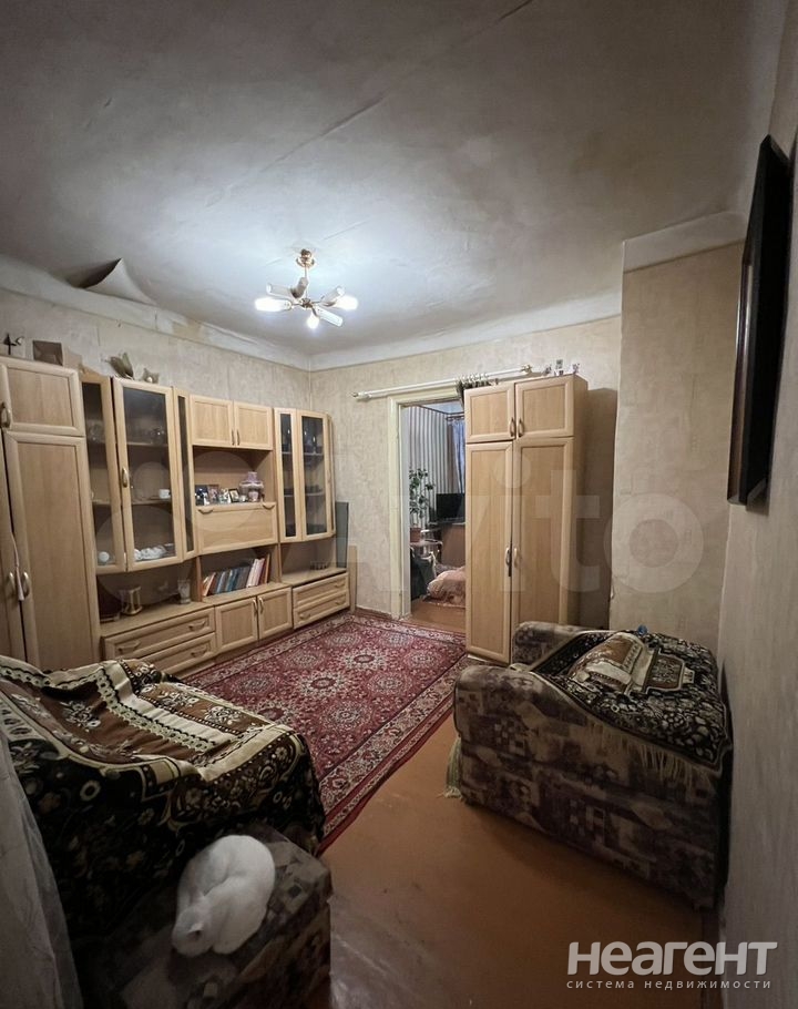 Продается Многокомнатная квартира, 63,2 м²