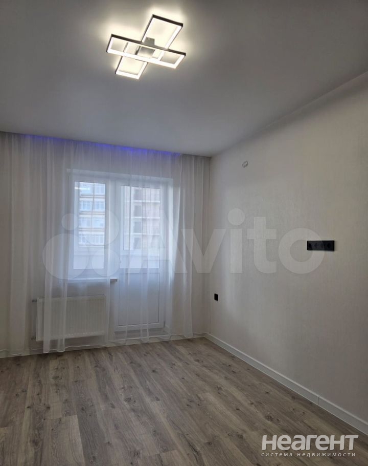 Продается 1-комнатная квартира, 39 м²