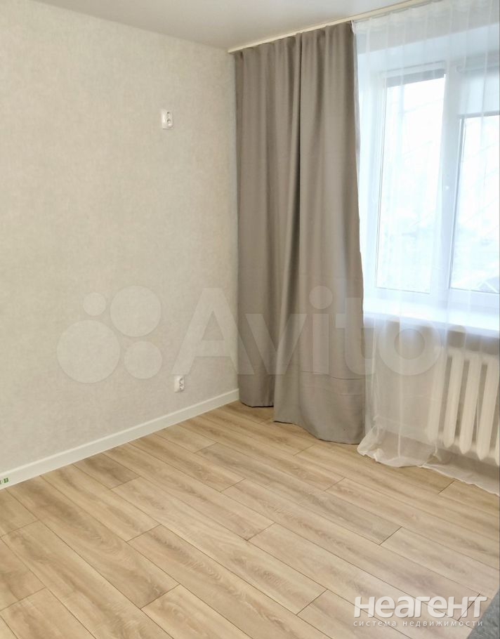 Продается 1-комнатная квартира, 18 м²