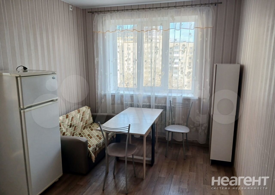 Сдается 2-х комнатная квартира, 72 м²