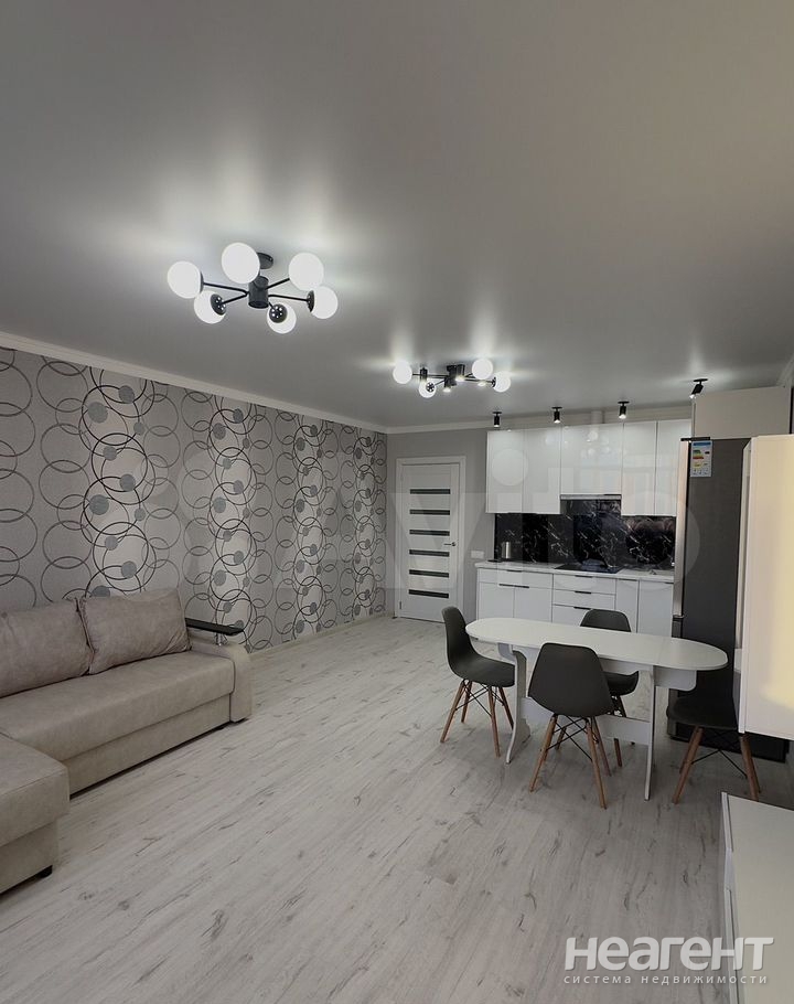 Сдается 2-х комнатная квартира, 60 м²