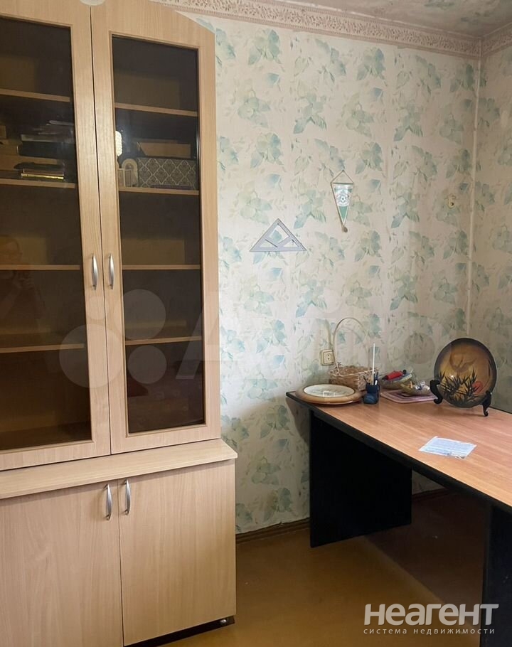 Сдается Многокомнатная квартира, 64 м²