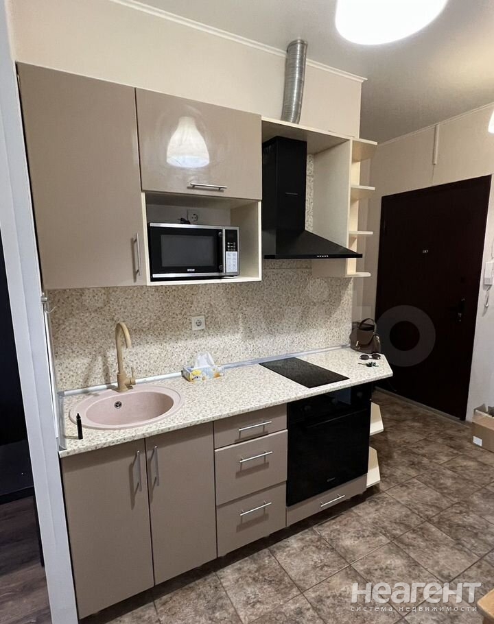 Сдается 1-комнатная квартира, 28 м²