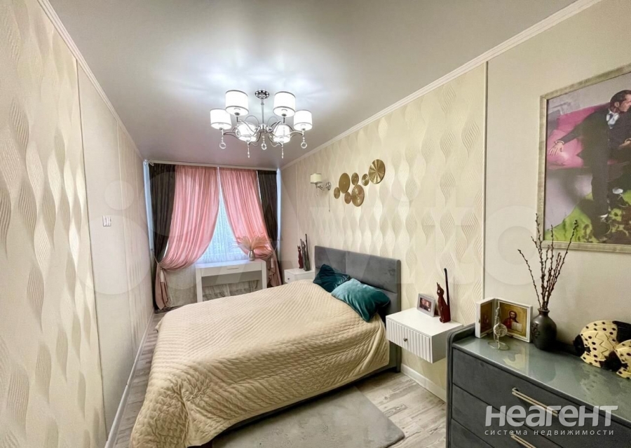 Продается 2-х комнатная квартира, 64 м²