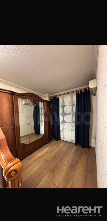 Сдается 2-х комнатная квартира, 64 м²