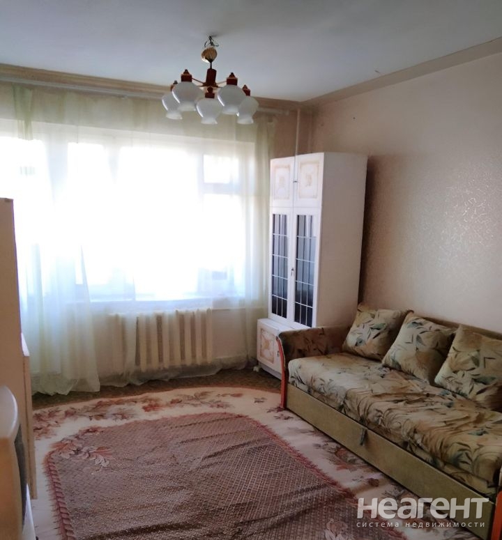 Сдается 1-комнатная квартира, 37 м²