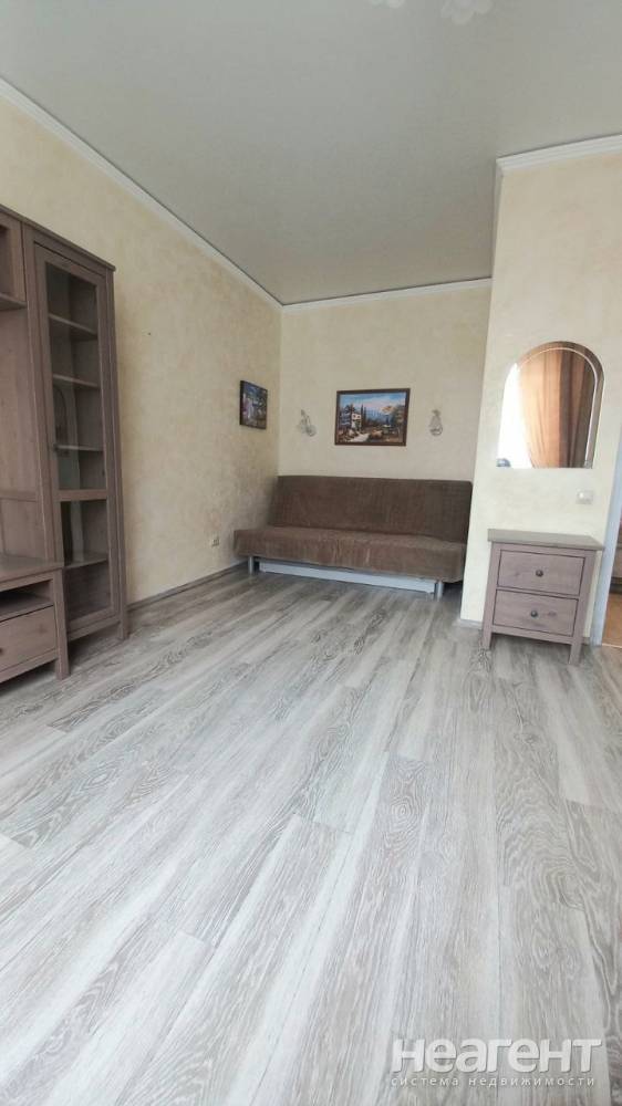 Сдается 1-комнатная квартира, 36 м²