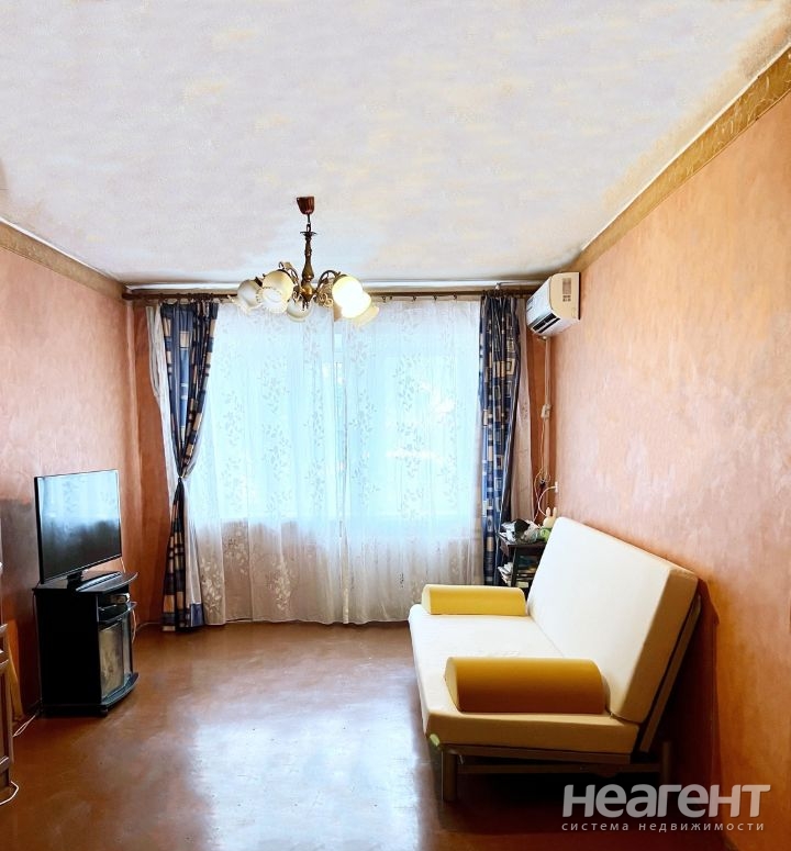 Продается 3-х комнатная квартира, 60 м²