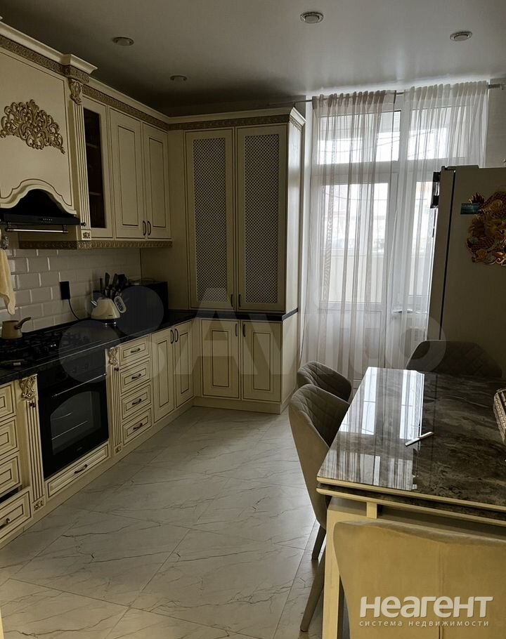 Сдается 2-х комнатная квартира, 60 м²