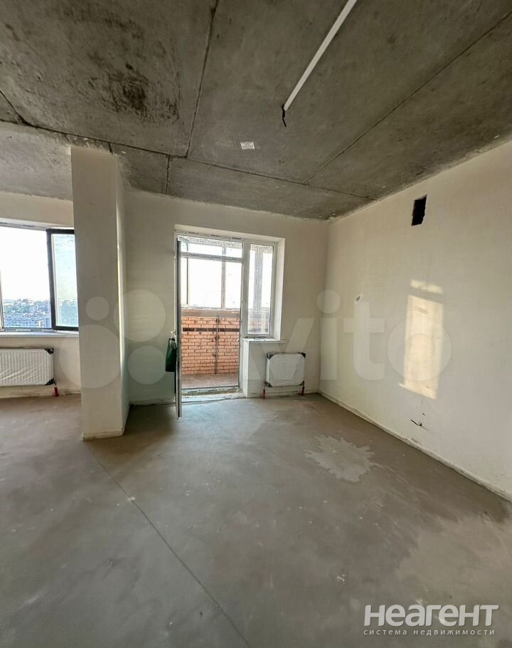 Продается 1-комнатная квартира, 41 м²