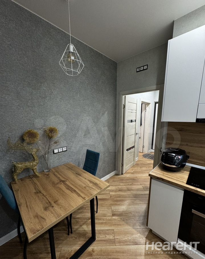 Продается 1-комнатная квартира, 30,9 м²