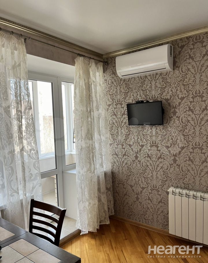 Сдается 2-х комнатная квартира, 57 м²