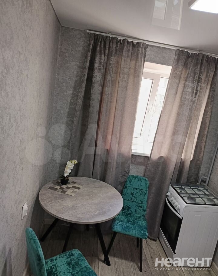 Сдается 1-комнатная квартира, 32 м²