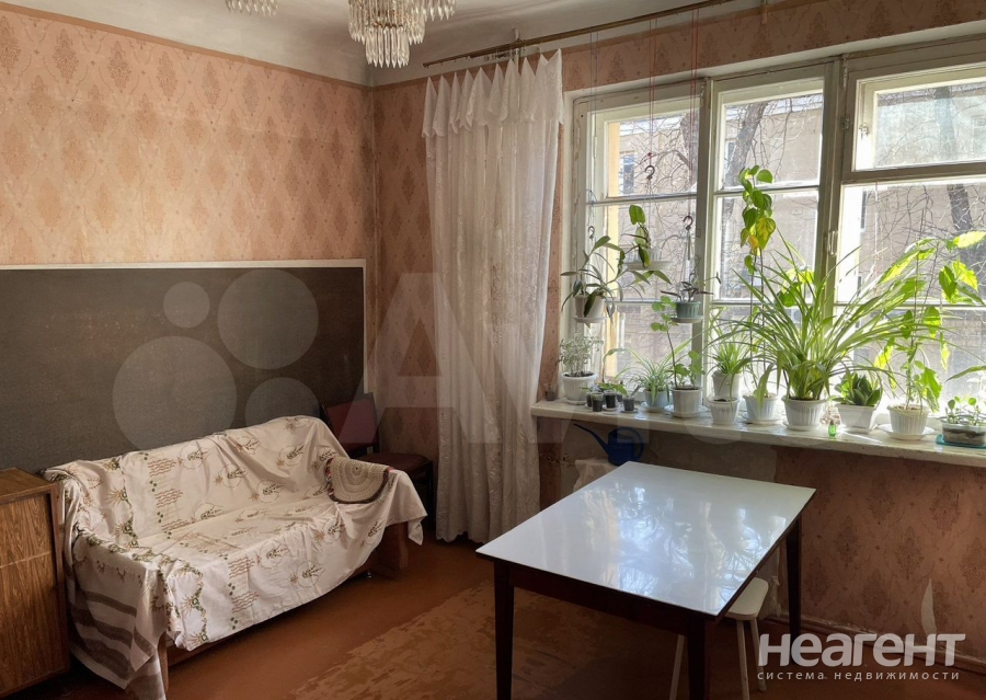 Продается Многокомнатная квартира, 74 м²