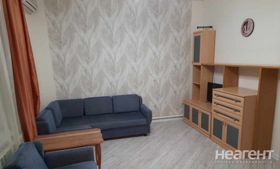 Сдается 2-х комнатная квартира, 40 м²