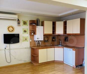 Сдается Многокомнатная квартира, 90 м²