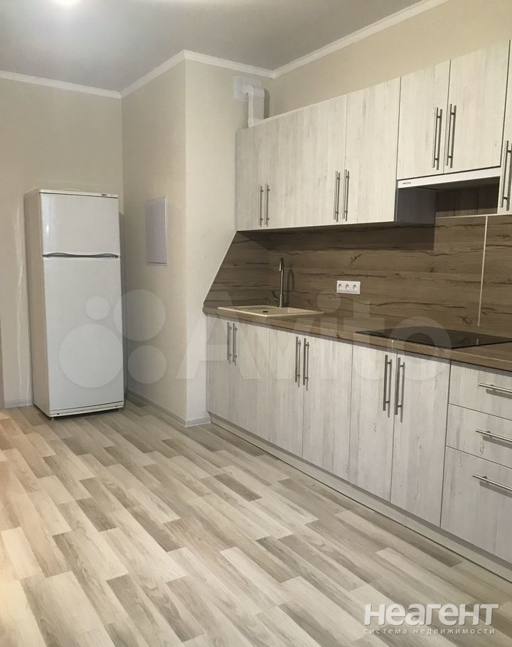 Сдается 2-х комнатная квартира, 58 м²