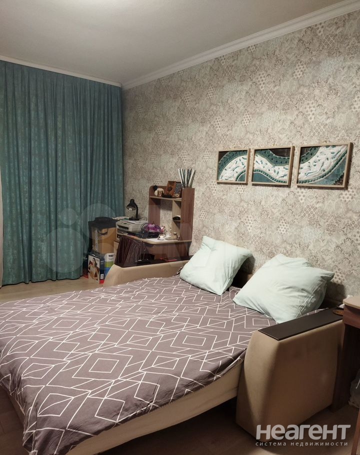 Продается 1-комнатная квартира, 44 м²