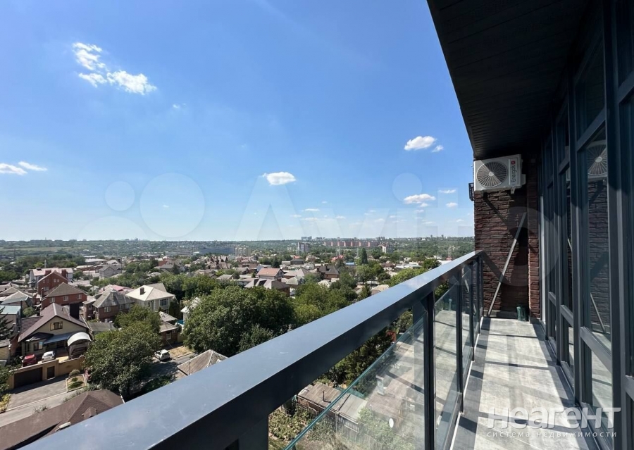 Продается 1-комнатная квартира, 55 м²