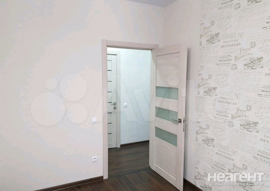 Сдается 2-х комнатная квартира, 60 м²