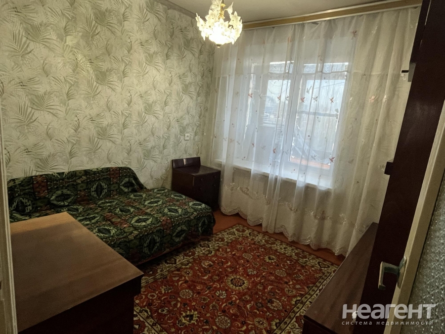 Сдается Многокомнатная квартира, 60 м²