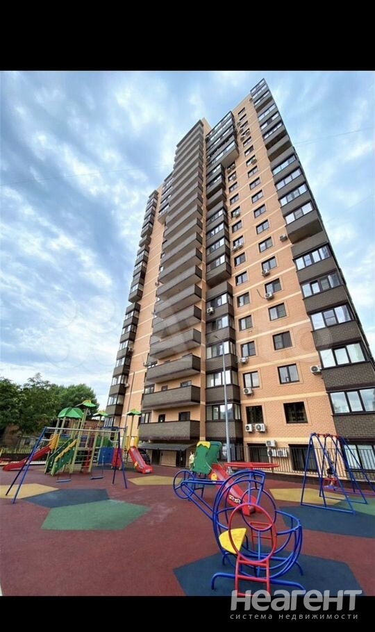 Сдается 1-комнатная квартира, 38 м²