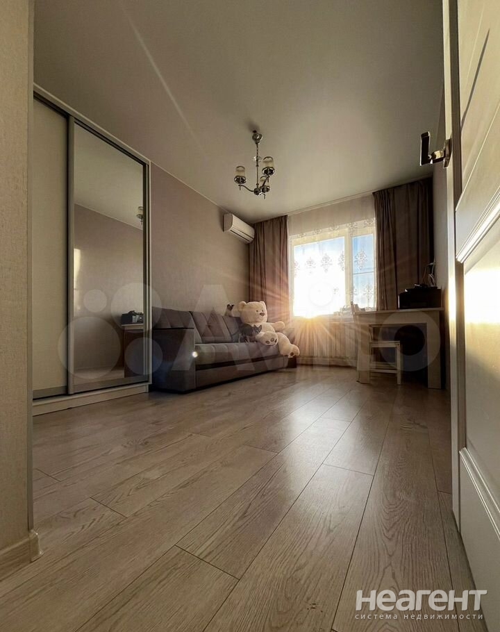 Сдается 2-х комнатная квартира, 65 м²