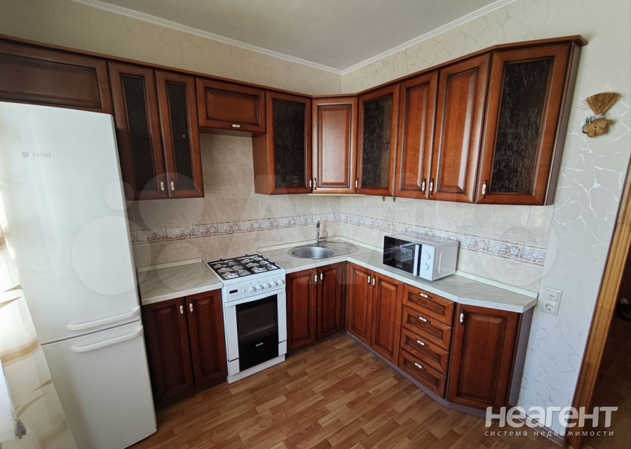 Сдается 1-комнатная квартира, 40 м²