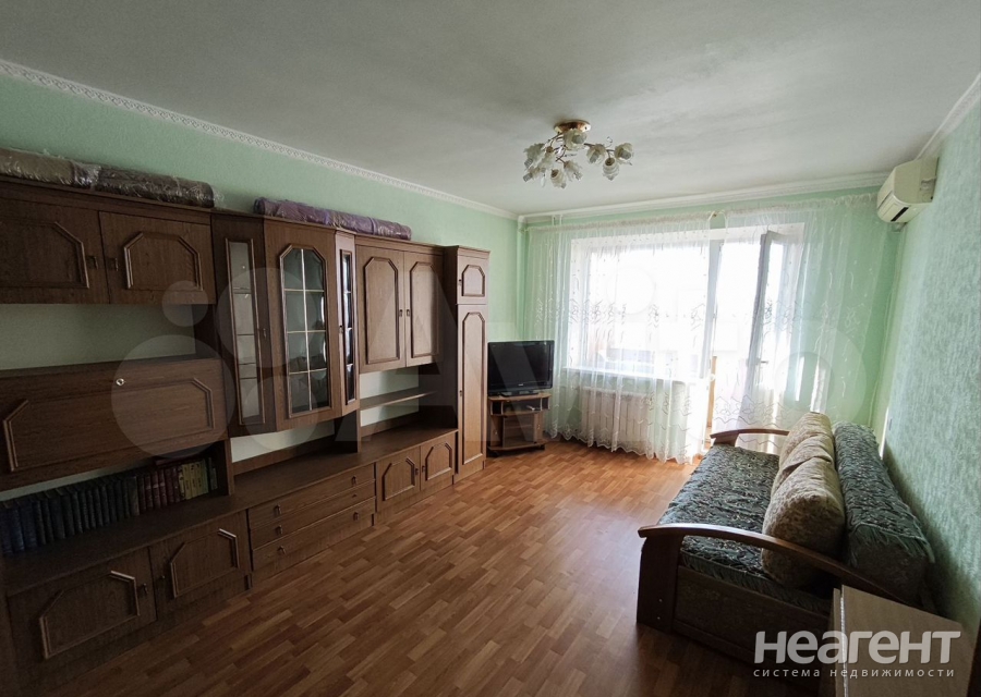 Сдается 1-комнатная квартира, 40 м²